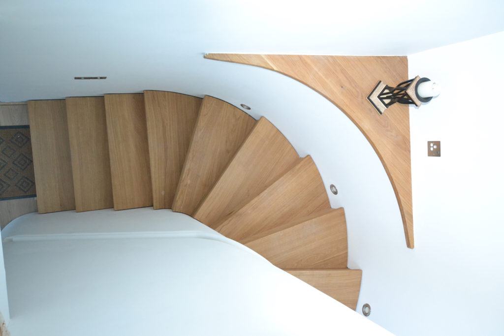 Bespoke-curved-staircase